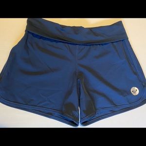 Roxy Shorts in Navy blue Size Small